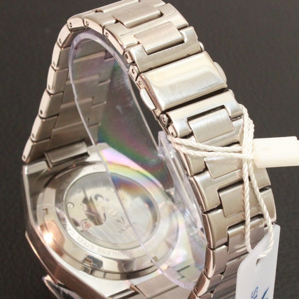 Men's Integrated Bracelet Sports Watch Automatic See Through Case back 41mm - Picture 11 of 12